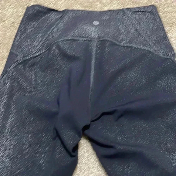 Lululemon train times leggings - Picture 3 of 5